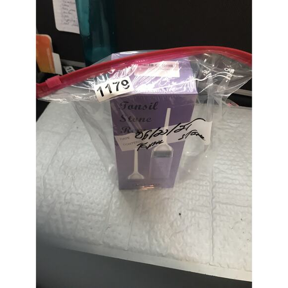 Tonsil Stone Suction Removal Kit - Picture 7 of 7